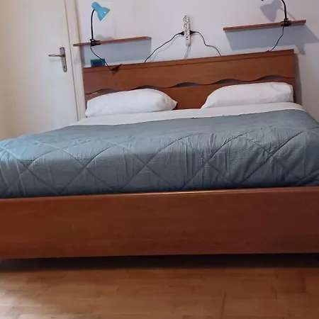 La Piccolina شقة
